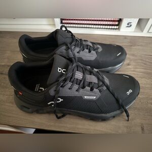 New sneakers never worn box was thrown out so could not return.
